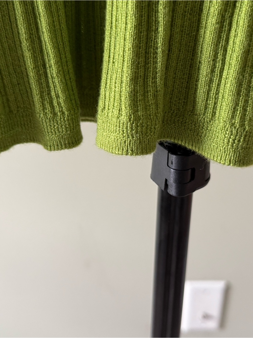 NWOT J.Crew Ribbed Long-Sleeve Crewneck Wool Sweater Pear Green Sz L - Picture 8 of 12